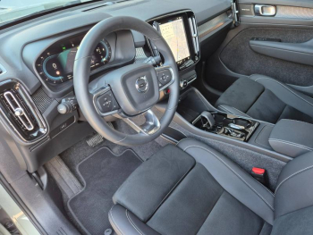 Photo 5 du bon plan VOLVO XC40 B3 163ch Ultimate DCT 7 occasion à 35990 €