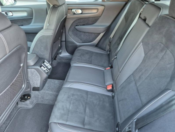 Photo 6 du bon plan VOLVO XC40 B3 163ch Ultimate DCT 7 occasion à 35990 €