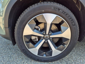 Photo 17 du bon plan VOLVO XC40 B3 163ch Ultimate DCT 7 occasion à 35990 €