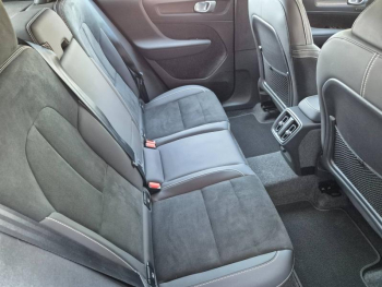 Photo 20 du bon plan VOLVO XC40 B3 163ch Ultimate DCT 7 occasion à 35990 €
