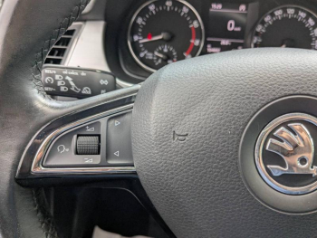 Photo 13 du bon plan SKODA Fabia 1.2 TSI 90ch Drive Greentec occasion à 10490 €