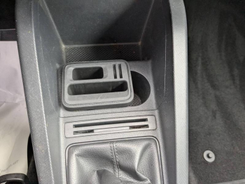 Photo 18 du bon plan SKODA Fabia 1.2 TSI 90ch Drive Greentec occasion à 10490 €