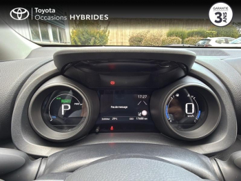 Photo 14 du bon plan TOYOTA Yaris 116h  Design 5p MY22 occasion à 18490 €