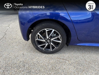 Photo 16 du bon plan TOYOTA Yaris 116h  Design 5p MY22 occasion à 18490 €