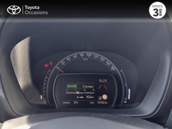 Photo 14 du bon plan TOYOTA Aygo X 1.0 VVT-i 72ch Collection occasion à 16990 €
