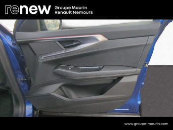 Photo 16 du bon plan RENAULT Austral 1.2 E-Tech full hybrid 200ch Iconic- 23 occasion à 32990 €