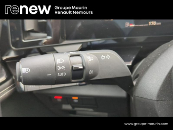 Photo 25 du bon plan RENAULT Austral 1.2 E-Tech full hybrid 200ch Iconic- 23 occasion à 32990 €