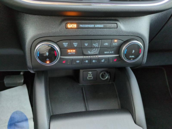 Photo 10 du bon plan FORD Kuga 2.5 Duratec 190ch FHEV E85 Vignale BVA occasion à 30100 €