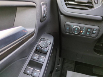 Photo 14 du bon plan FORD Kuga 2.5 Duratec 190ch FHEV E85 Vignale BVA occasion à 30100 €