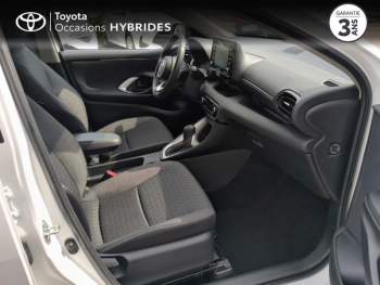 Photo 6 du bon plan TOYOTA Yaris 116h Dynamic 5p MY21 occasion à 17490 €