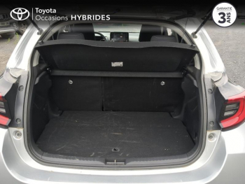 Photo 10 du bon plan TOYOTA Yaris 116h Design 5p MY22 occasion à 21490 €
