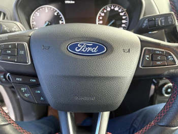 Photo 9 du bon plan FORD EcoSport 1.5 EcoBlue 120ch ST-Line occasion à 16290 €