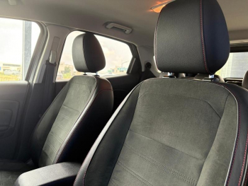 Photo 12 du bon plan FORD EcoSport 1.5 EcoBlue 120ch ST-Line occasion à 16290 €