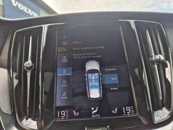 Photo 21 du bon plan VOLVO V60 T6 AWD 253 + 87ch R-Design Geartronic occasion à 33490 €