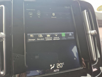Photo 17 du bon plan VOLVO XC40 D3 AdBlue 150ch Business Geartronic 8 occasion à 25990 €