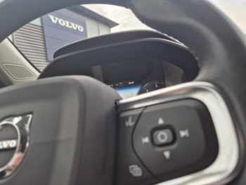 Photo 21 du bon plan VOLVO XC40 D3 AdBlue 150ch Business Geartronic 8 occasion à 25990 €