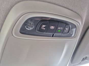 Photo 24 du bon plan VOLVO XC40 D3 AdBlue 150ch Business Geartronic 8 occasion à 25990 €