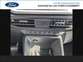 Photo 18 du bon plan FORD Tourneo Connect 1.5 EcoBoost 150ch PHEV Titanium BVA6 occasion à 36990 €