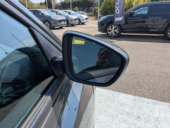 Photo 20 du bon plan FORD Focus 1.0 EcoBoost 125ch ST-Line occasion à 17890 €