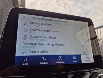 Photo 16 du bon plan FORD Puma 1.0 Flexifuel 125ch S&S mHEV Titanium occasion à 16990 €