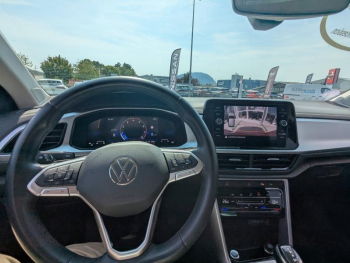 Photo 11 du bon plan VOLKSWAGEN T-Roc 1.5 TSI EVO 150ch Life Plus DSG7 occasion à 27490 €