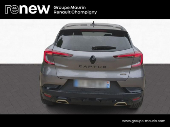 Photo 6 du bon plan RENAULT Captur 1.6 E-Tech hybride 145ch Engineered occasion à 23990 €