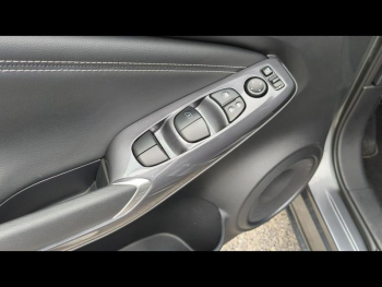 Photo 10 du bon plan NISSAN Juke 1.6 Hybrid 143ch Business+ 2023 occasion à 21490 €