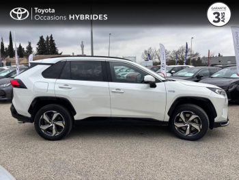 Photo 17 du bon plan TOYOTA RAV4 Hybride Rechargeable 306ch Design Business AWD occasion à 33990 €