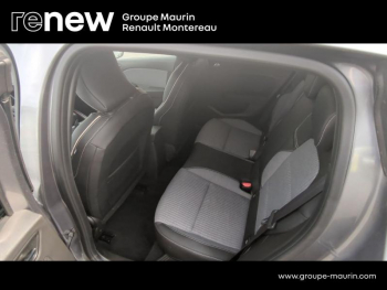 Photo 11 du bon plan RENAULT Clio 1.6 E-Tech hybride 145ch Techno occasion à 19900 €
