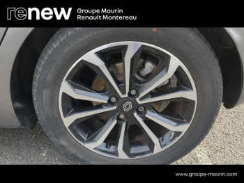 Photo 14 du bon plan RENAULT Clio 1.6 E-Tech hybride 145ch Techno occasion à 19900 €