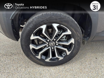 Photo 16 du bon plan TOYOTA Yaris Cross 116h Design MY22 occasion à 24490 €