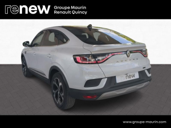 Photo 6 du bon plan RENAULT Arkana 1.6 E-Tech 145ch full hybrid Techno -25 occasion à 27889 €