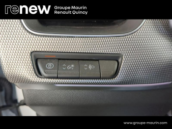 Photo 12 du bon plan RENAULT Arkana 1.6 E-Tech 145ch full hybrid Techno -25 occasion à 27889 €