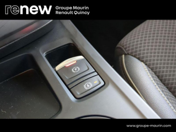 Photo 46 du bon plan RENAULT Arkana 1.6 E-Tech 145ch full hybrid Techno -25 occasion à 27889 €