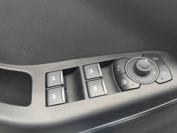 Photo 16 du bon plan FORD Puma 1.0 Flexifuel 125ch S&S mHEV Titanium Business occasion à 21990 €