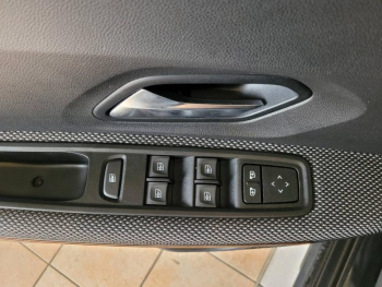 Photo 14 du bon plan DACIA Sandero 1.0 ECO-G 100ch Stepway Confort -22 occasion à 14290 €