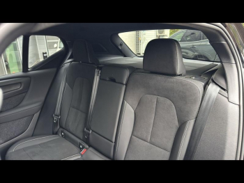 Photo 6 du bon plan VOLVO XC40 B3 163ch Black Edition DCT 7 occasion à 42500 €