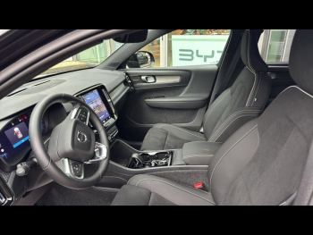 Photo 17 du bon plan VOLVO XC40 B3 163ch Black Edition DCT 7 occasion à 42500 €