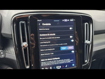 Photo 24 du bon plan VOLVO XC40 B3 163ch Black Edition DCT 7 occasion à 42500 €