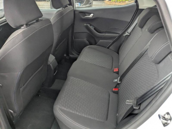 Photo 8 du bon plan FORD Fiesta 1.0 EcoBoost Hybrid 125ch Titanium Business Powershift 5p occasion à 17900 €