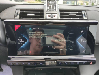 Photo 20 du bon plan DS DS 7 Crossback E-TENSE 4x4 300ch Grand Chic occasion à 22490 €
