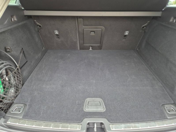 Photo 7 du bon plan VOLVO XC60 T6 Hybride Rechargeable 253 + 145ch Ultra Style Dark Geartronic 8 AWD occasion à 59900 €