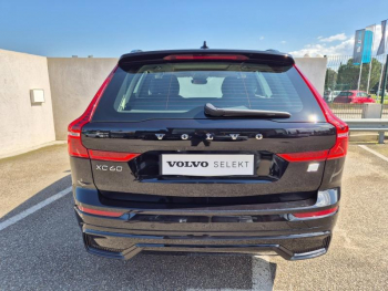 Photo 14 du bon plan VOLVO XC60 T6 Hybride Rechargeable 253 + 145ch Ultra Style Dark Geartronic 8 AWD occasion à 59900 €