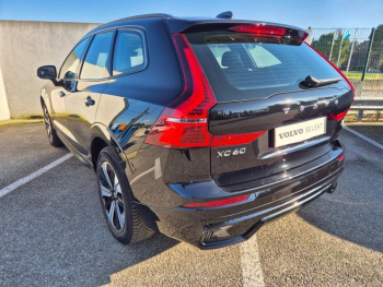 Photo 12 du bon plan VOLVO XC60 T6 Hybride Rechargeable 253 + 145ch Plus Style Dark Geartronic 8 AWD occasion à 56490 €