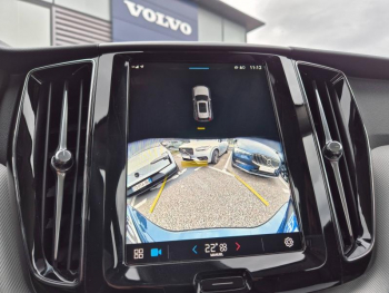 Photo 20 du bon plan VOLVO XC60 T6 Hybride Rechargeable 253 + 145ch Plus Style Dark Geartronic 8 AWD occasion à 56490 €