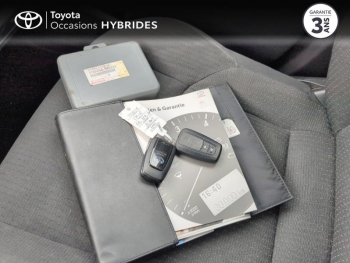 Photo 20 du bon plan TOYOTA C-HR 122h Graphic 2WD E-CVT RC18 occasion à 17490 €