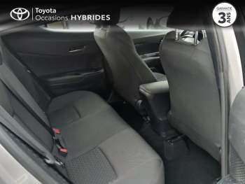 Photo 7 du bon plan TOYOTA C-HR 122h Dynamic Business 2WD E-CVT + Programme Beyond Zero Academy MY20 occasion à 21490 €