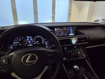 Photo 4 du bon plan LEXUS IS 300h Luxe occasion à 23900 €