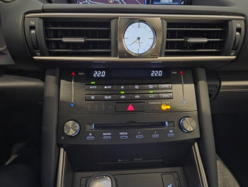 Photo 7 du bon plan LEXUS IS 300h Luxe occasion à 23900 €