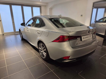 Photo 13 du bon plan LEXUS IS 300h Luxe occasion à 23900 €
